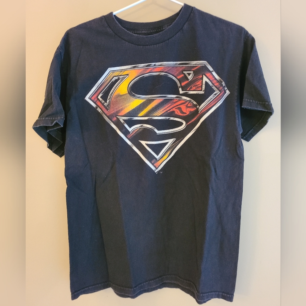 DC Comics SUPERMAN Tee. GUC